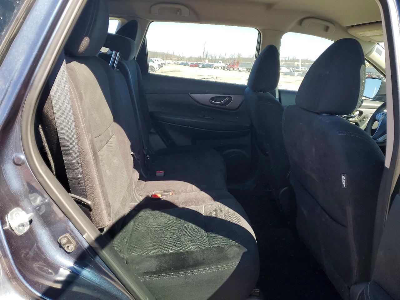 Nissan Rogue S