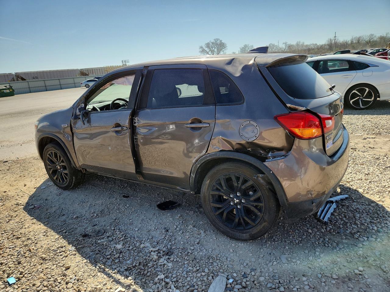 Mitsubishi Outlander Es