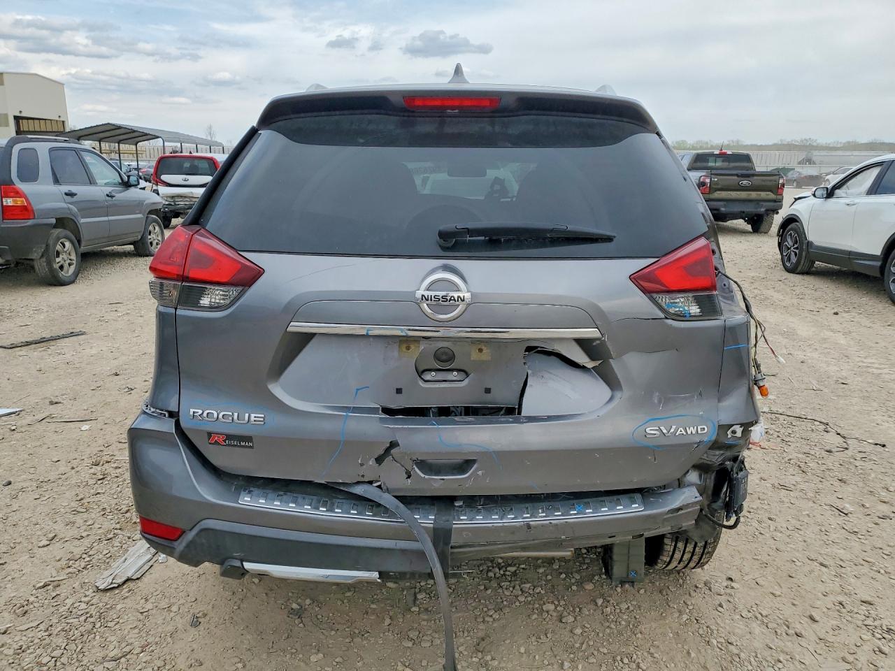 Nissan Rogue Sv