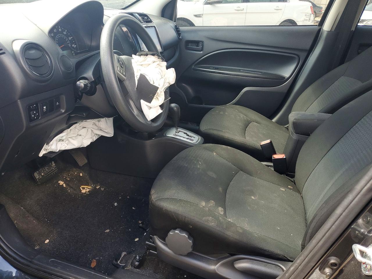 Mitsubishi Mirage G4 Es