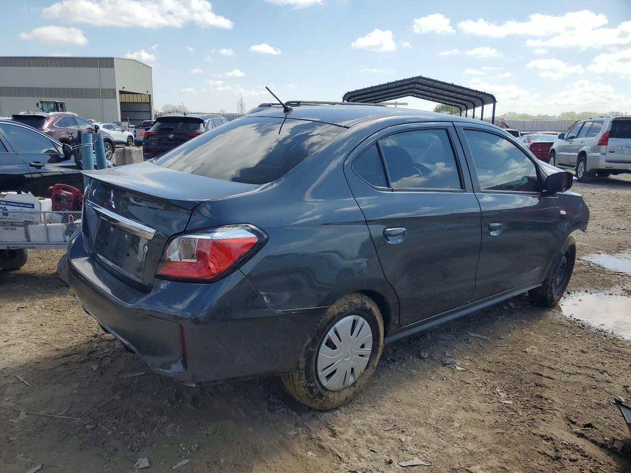 Mitsubishi Mirage G4 Es