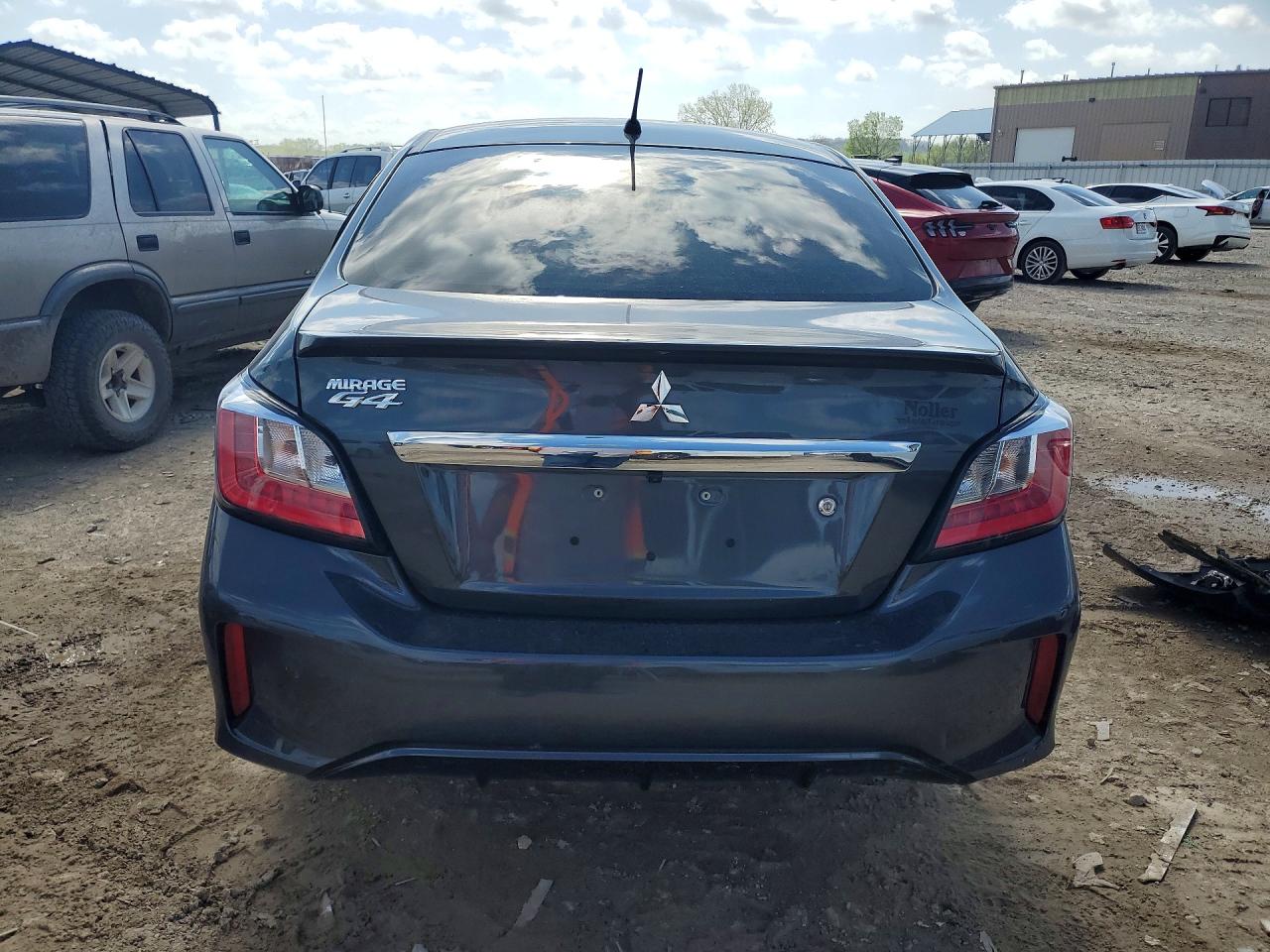 Mitsubishi Mirage G4 Es