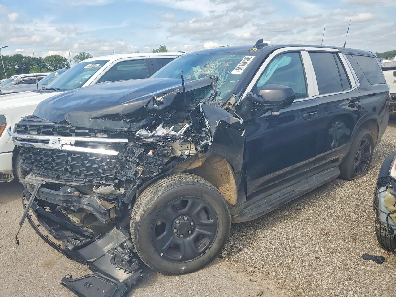 Salvage Chevrolet Tahoe Image