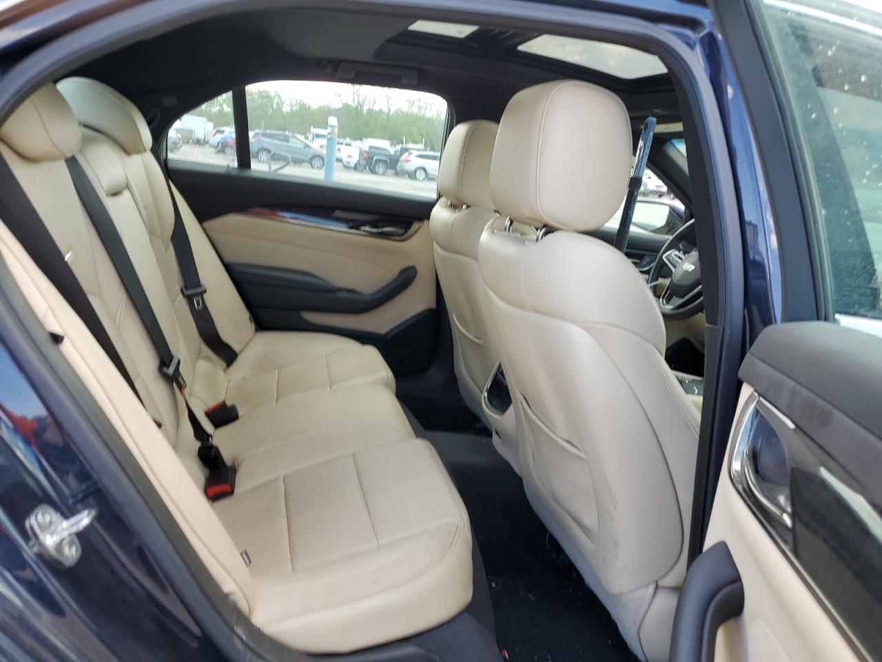 Cadillac CTS Luxury