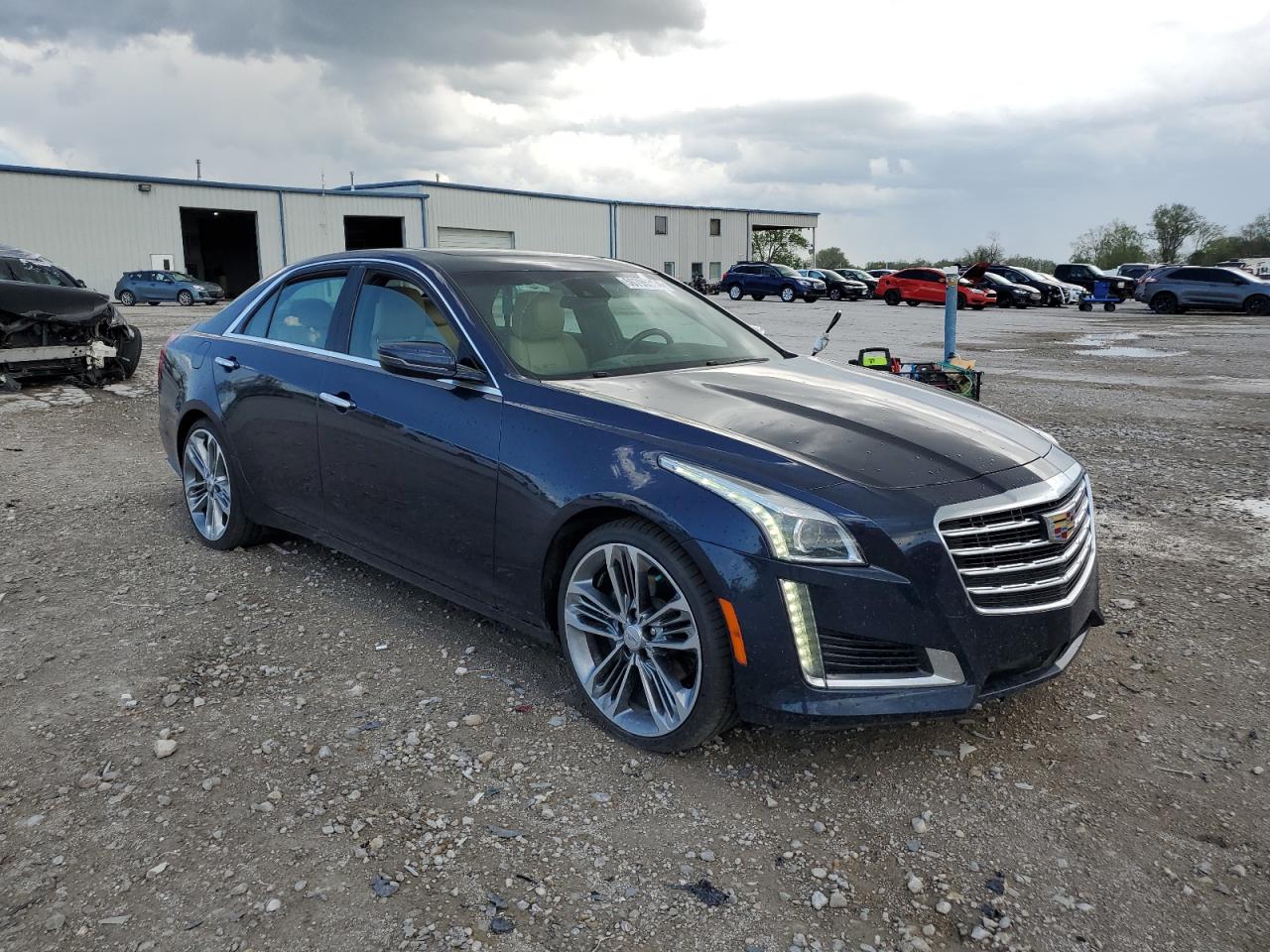 Cadillac CTS Luxury