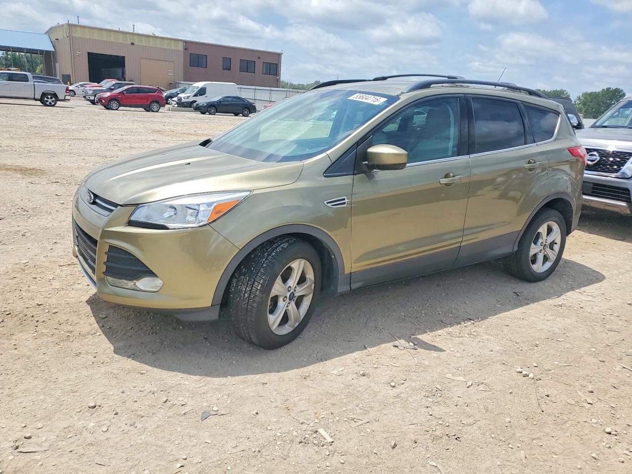Salvage Ford Escape Image