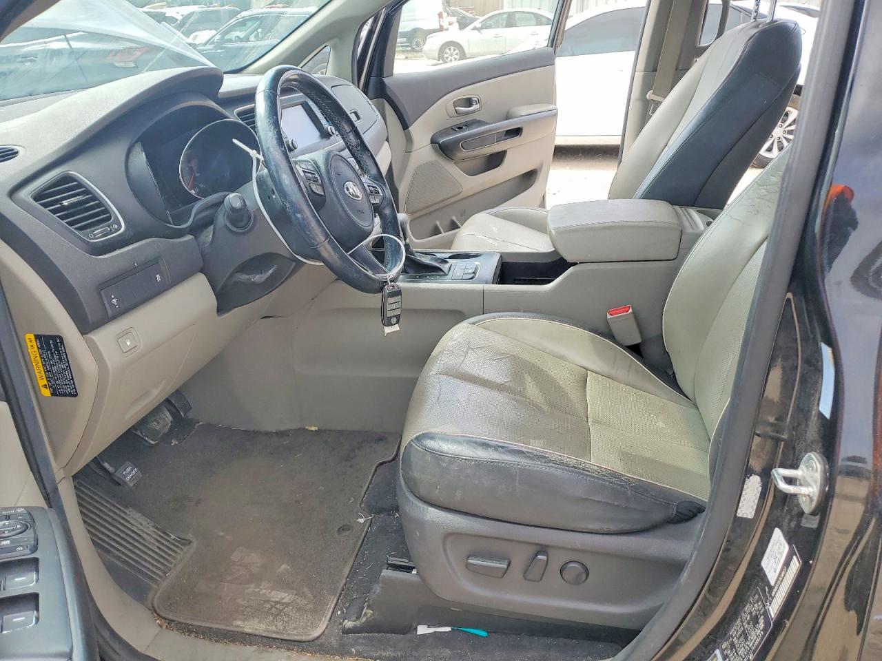 Kia Sedona Lx