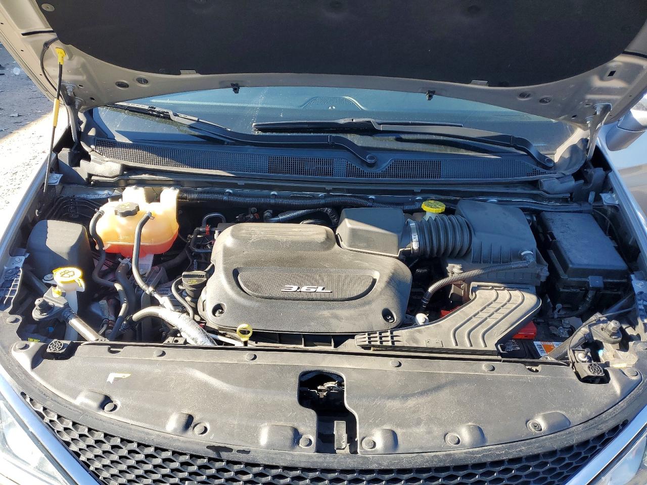 Chrysler Pacifica Limited
