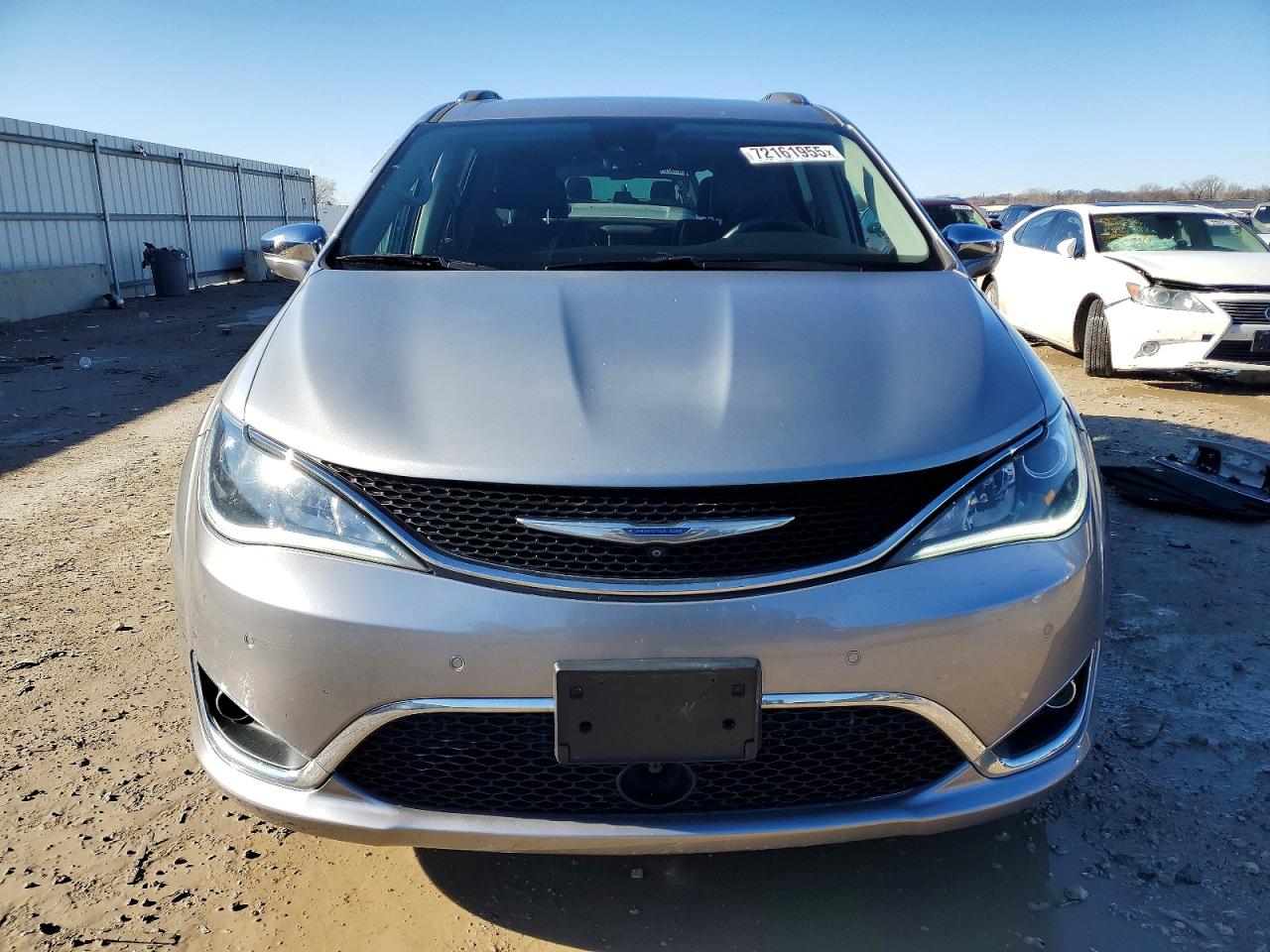 Chrysler Pacifica Limited