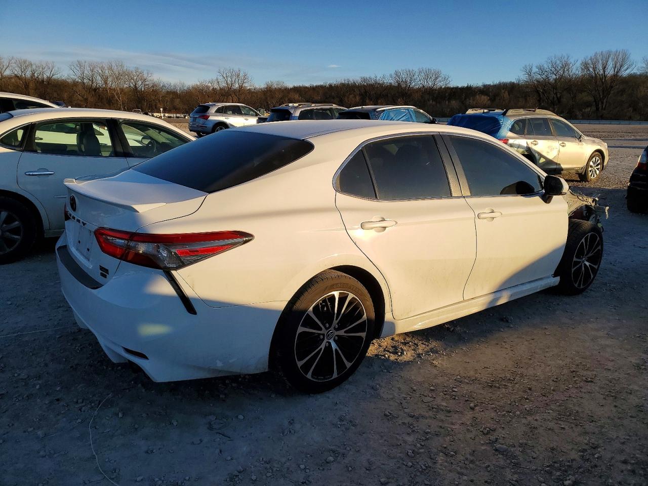 Toyota Camry L