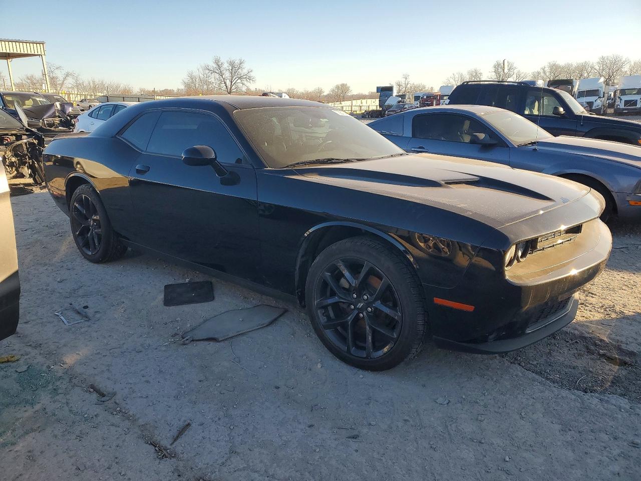 Dodge Challenger Sxt
