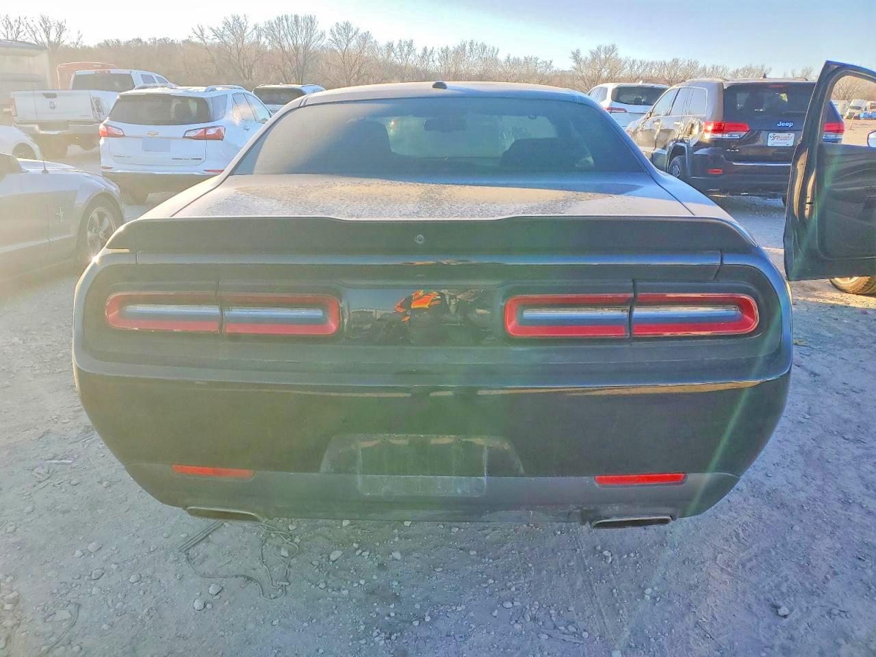 Dodge Challenger Sxt