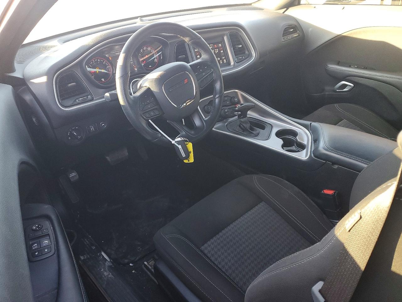 Dodge Challenger Sxt