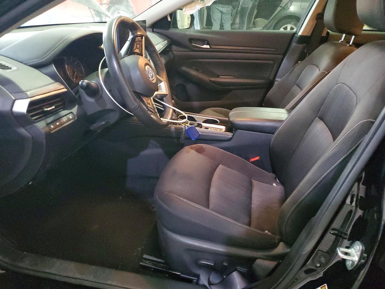 Nissan Altima Sv