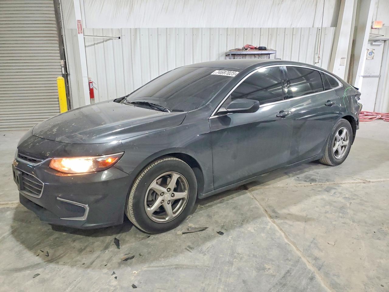 Salvage Chevrolet Malibu Image