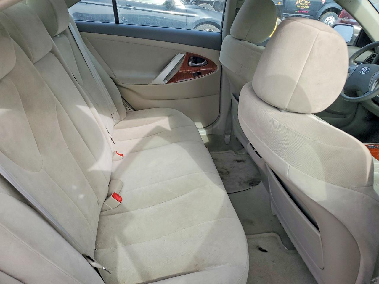 Toyota Camry Base