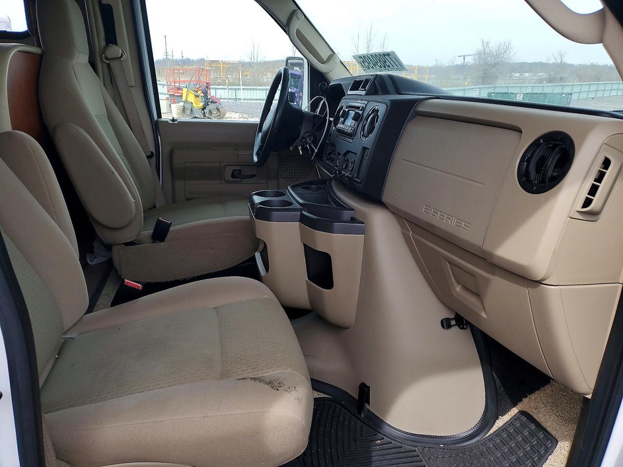 Fourw Econoline