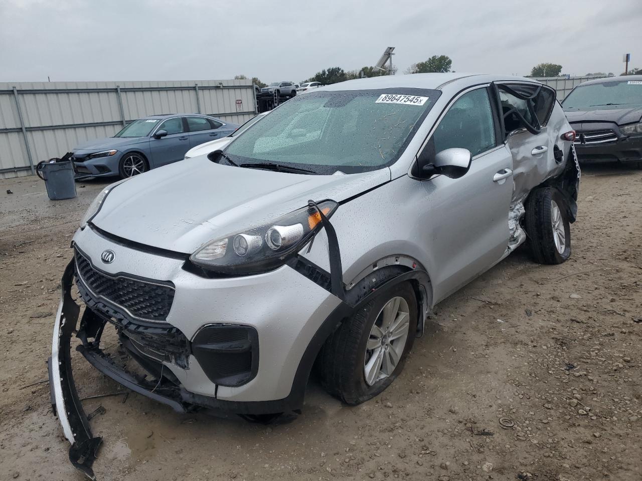 Salvage Kia Sportage Image