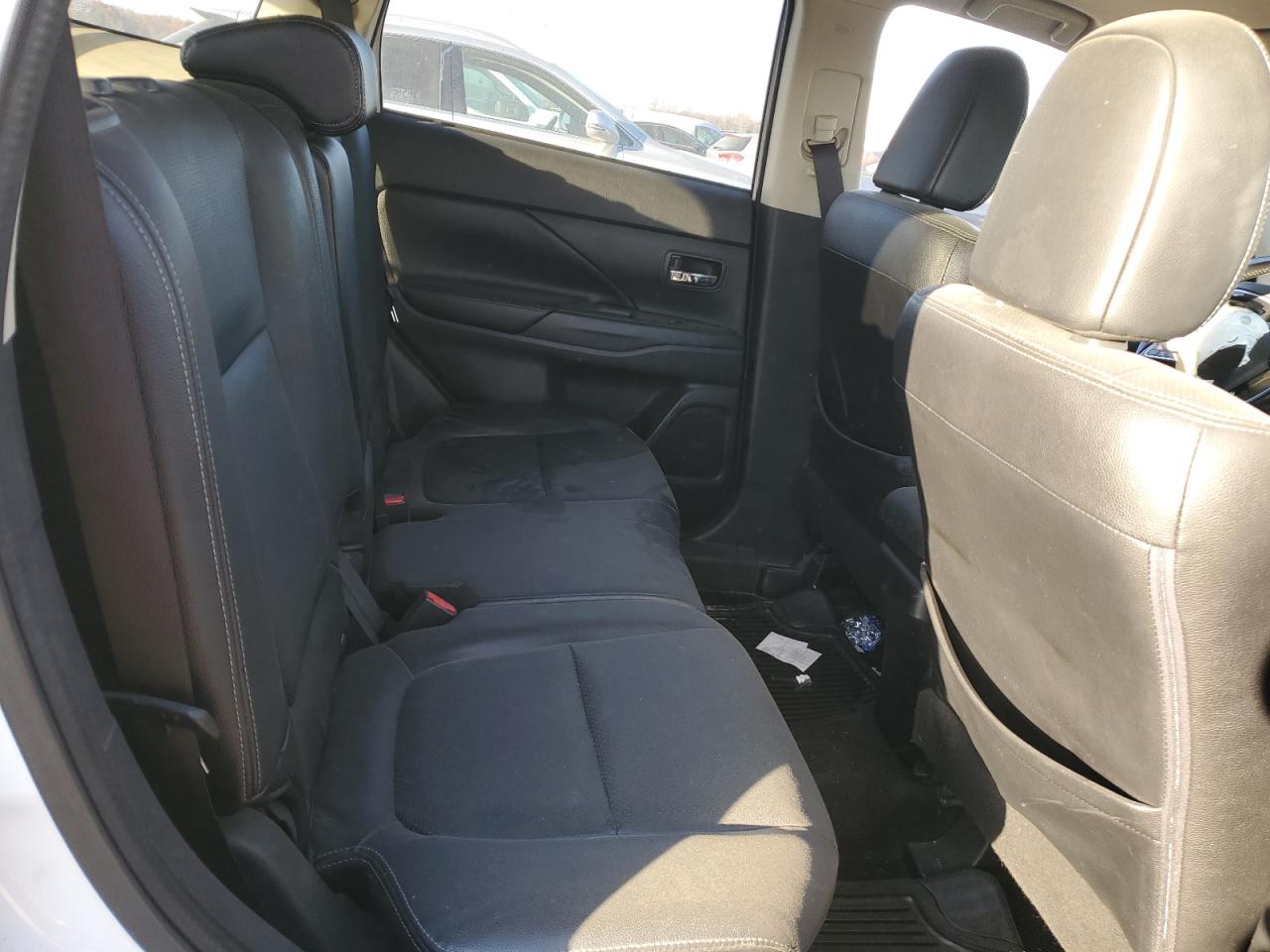 Mitsubishi Outlander Se