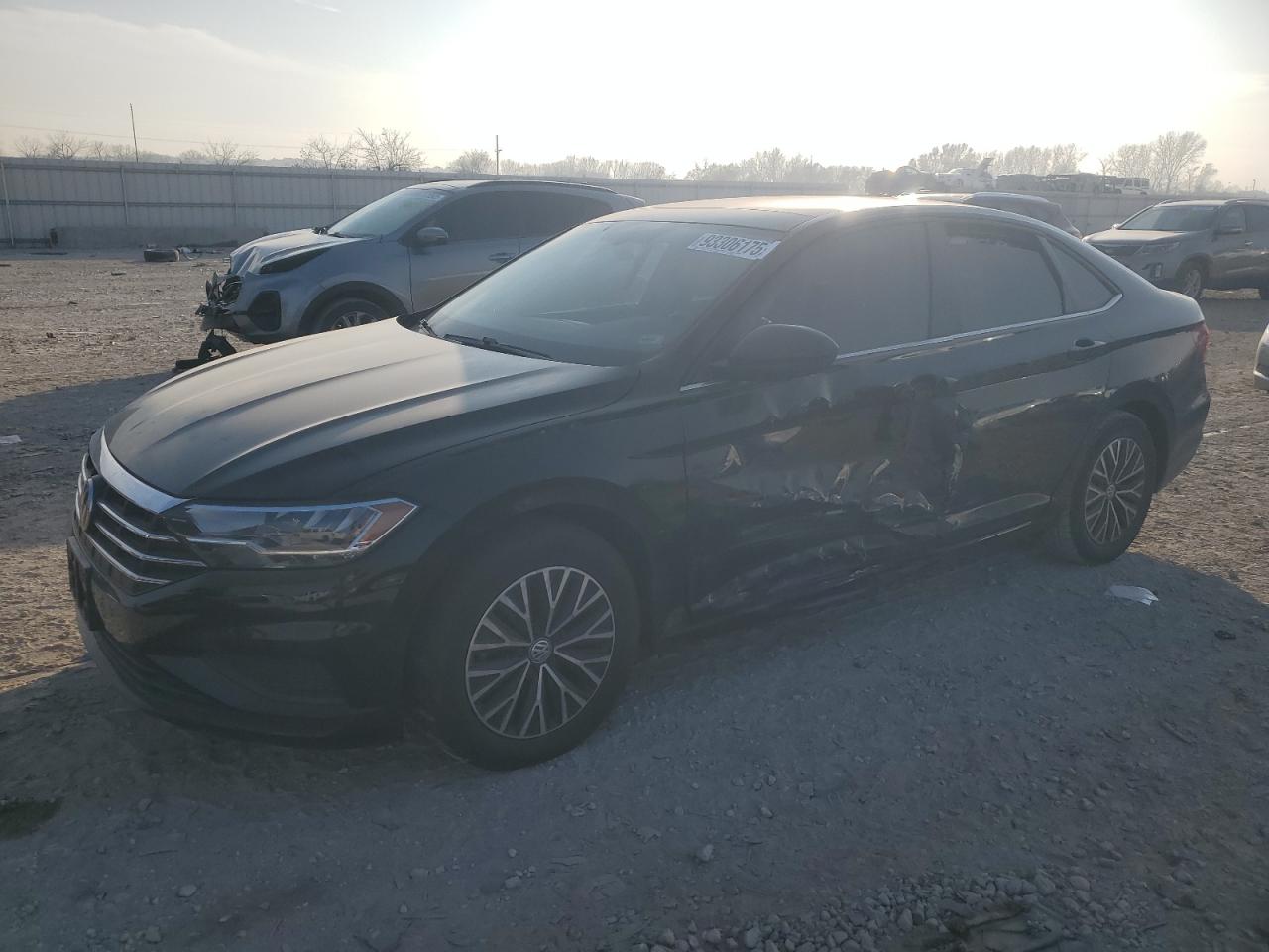 Salvage Volkswagen Jetta Image