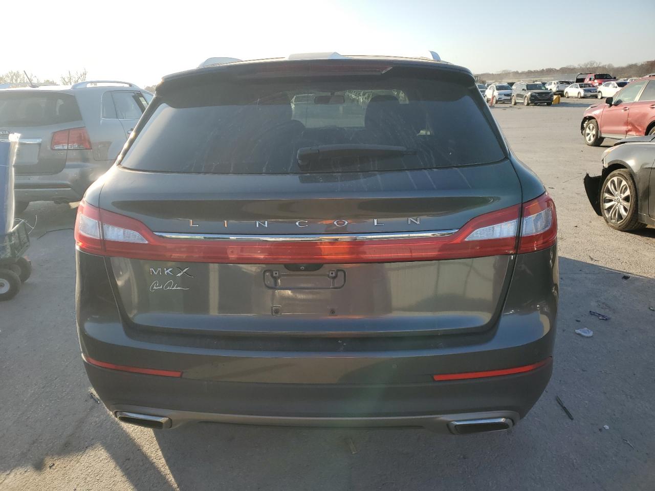 Lincoln MKX Reserve
