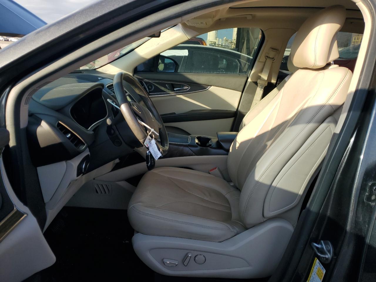 Lincoln MKX Reserve