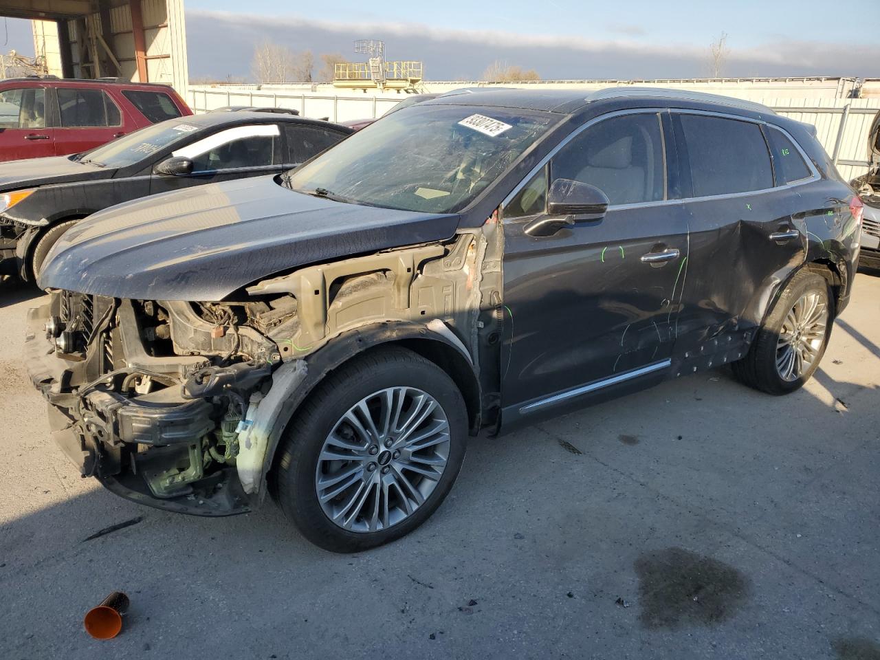 Salvage Lincoln MKX Image