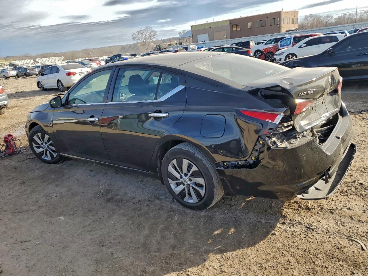 Nissan Altima S