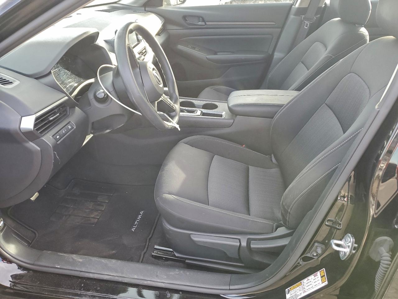 Nissan Altima S