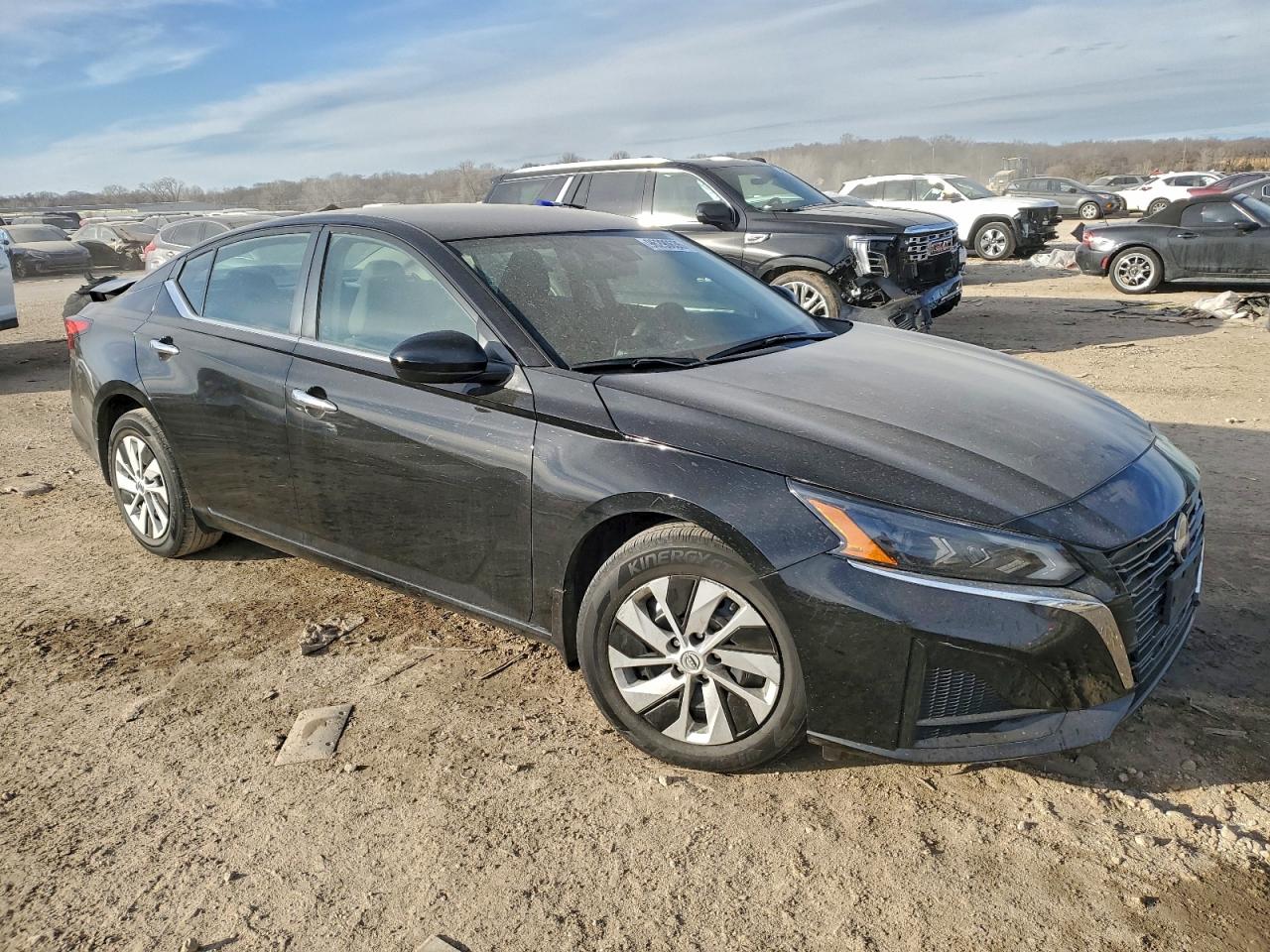 Nissan Altima S