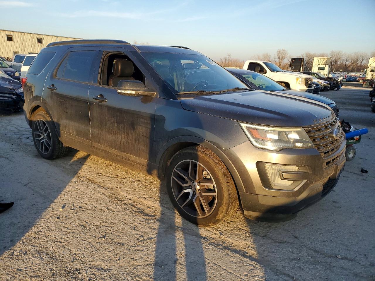 Ford Explorer Sport
