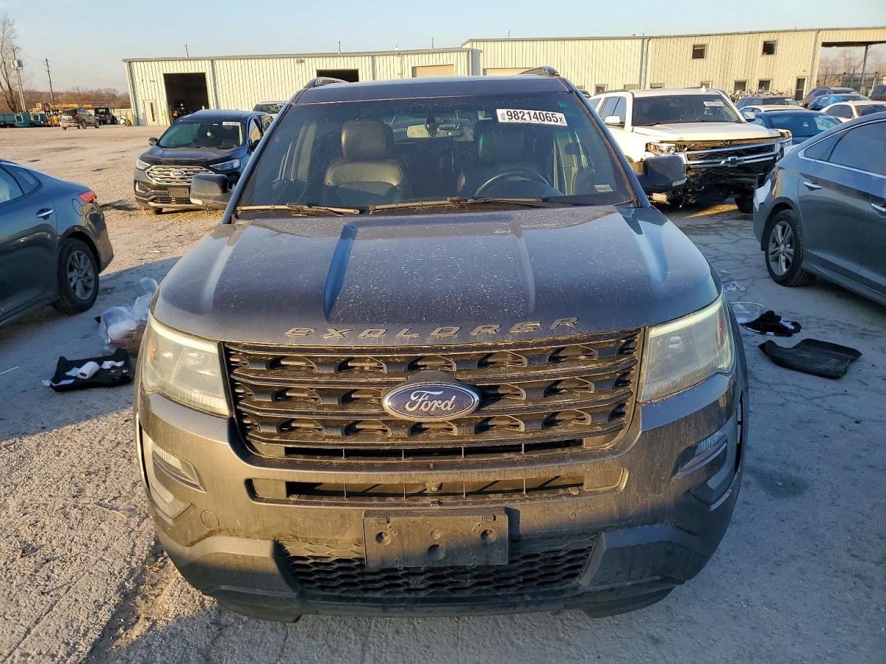 Ford Explorer Sport