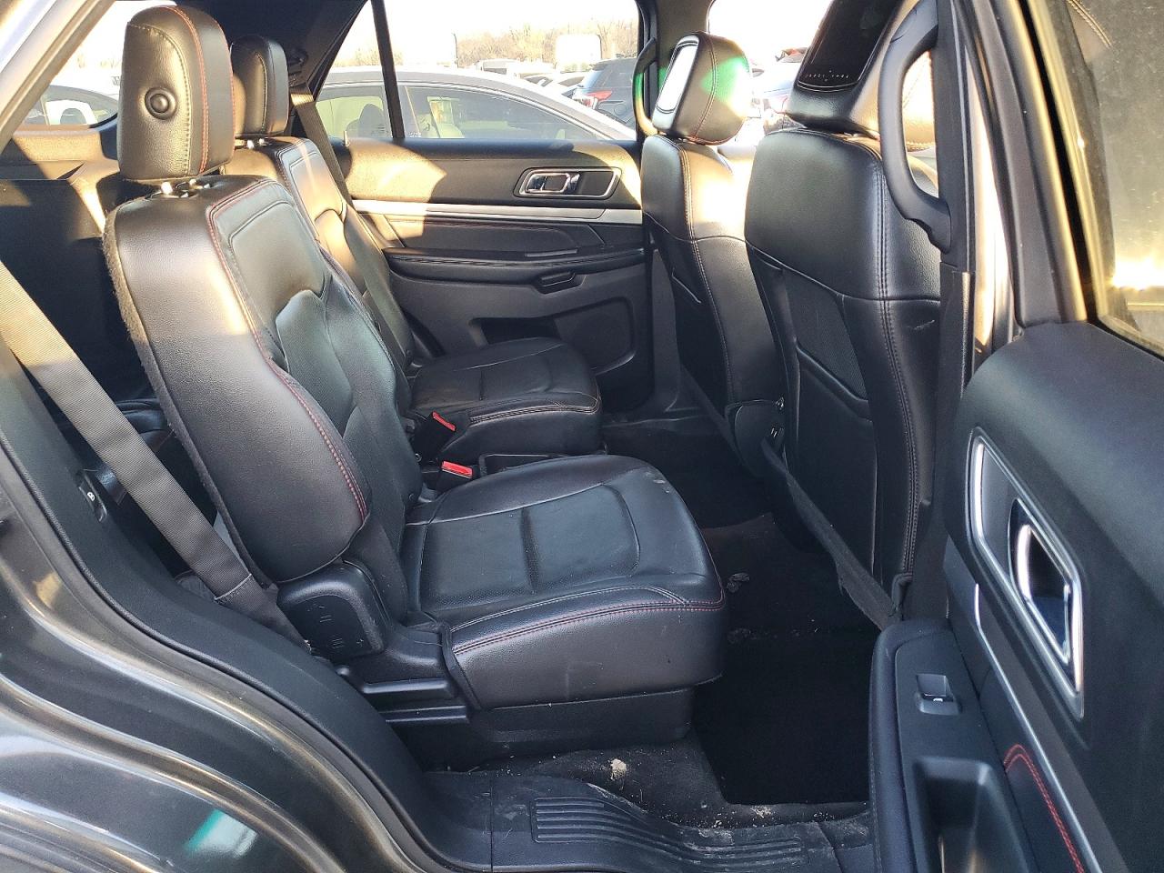 Ford Explorer Sport