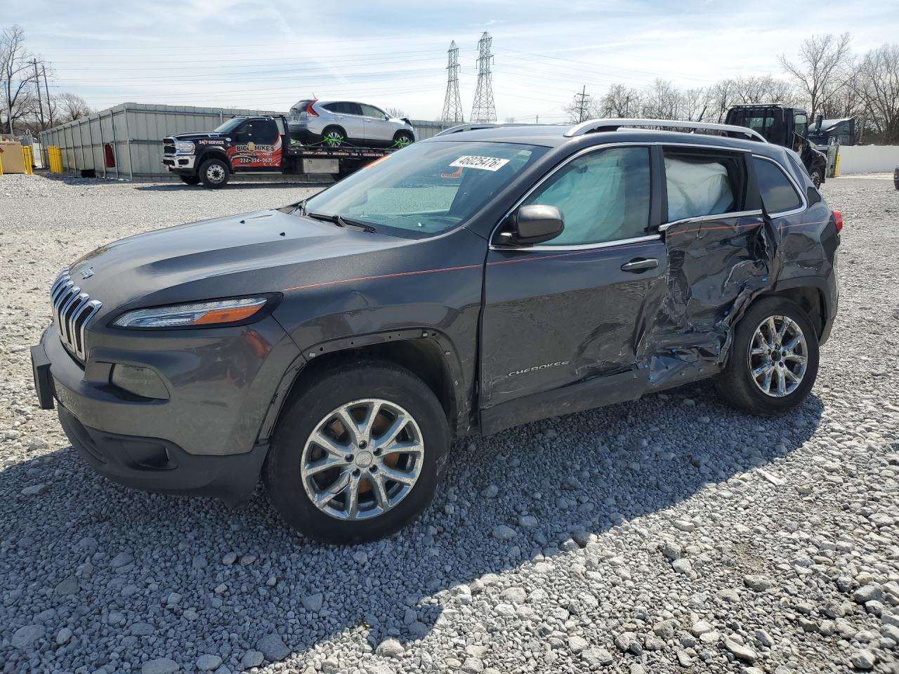 Salvage Jeep Cherokee Image