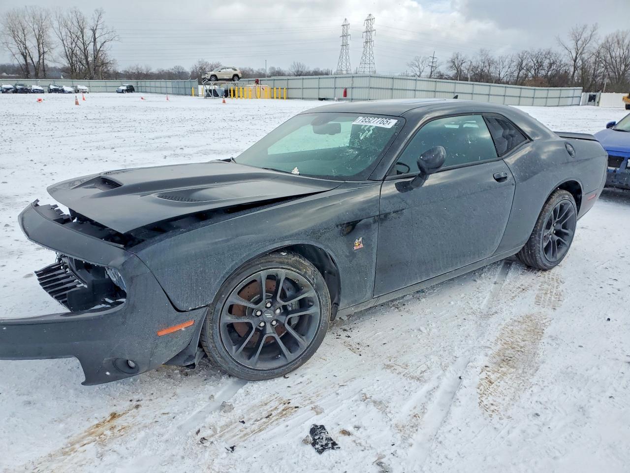 Salvage Dodge Challenger Image