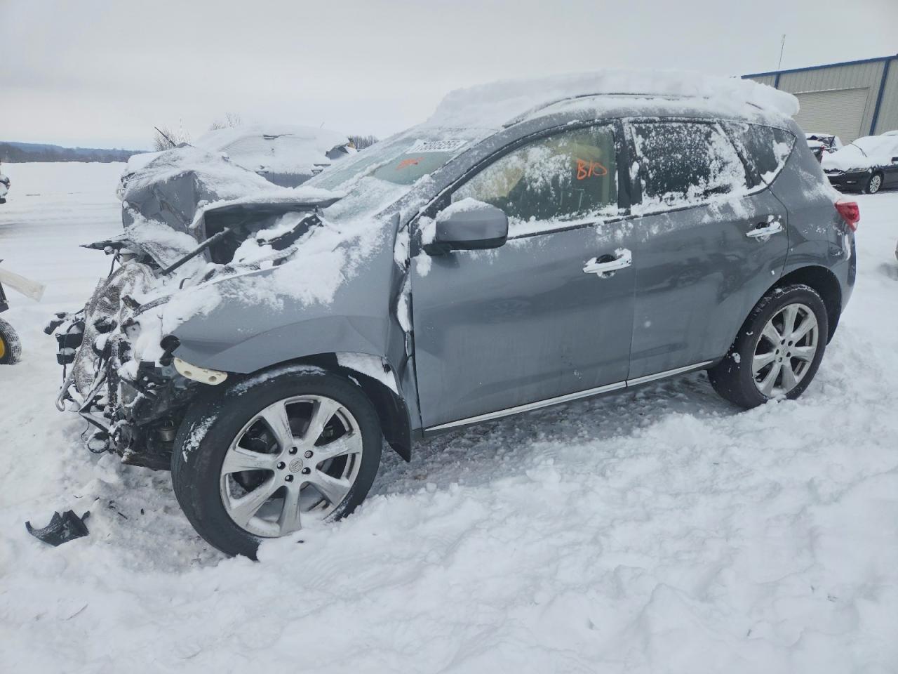 Salvage Nissan Murano Image