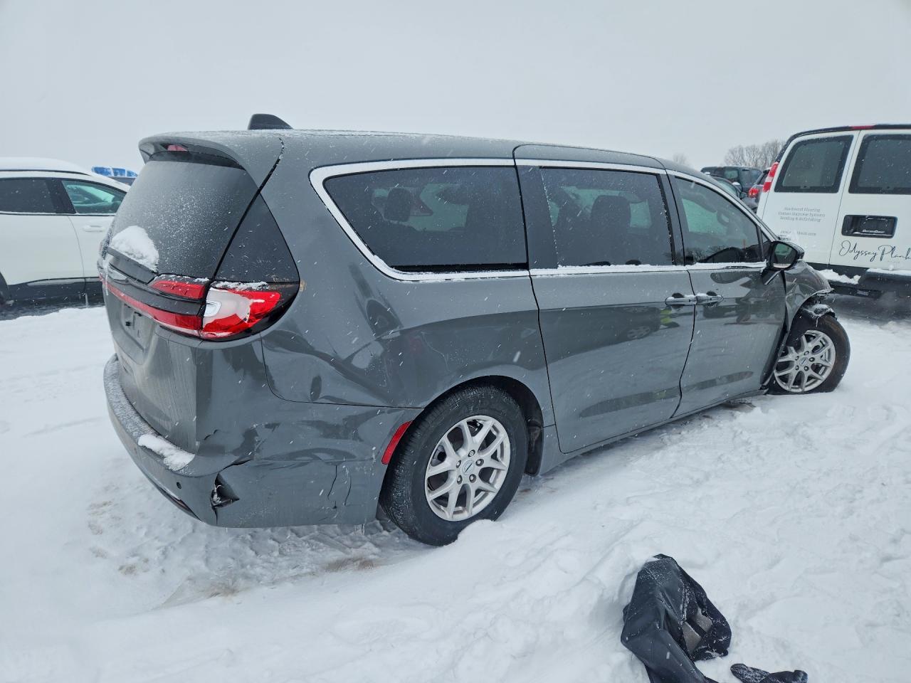 Chrysler Pacifica Select