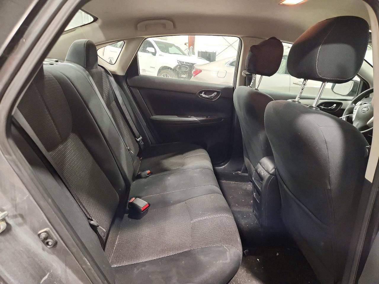 Nissan Sentra S