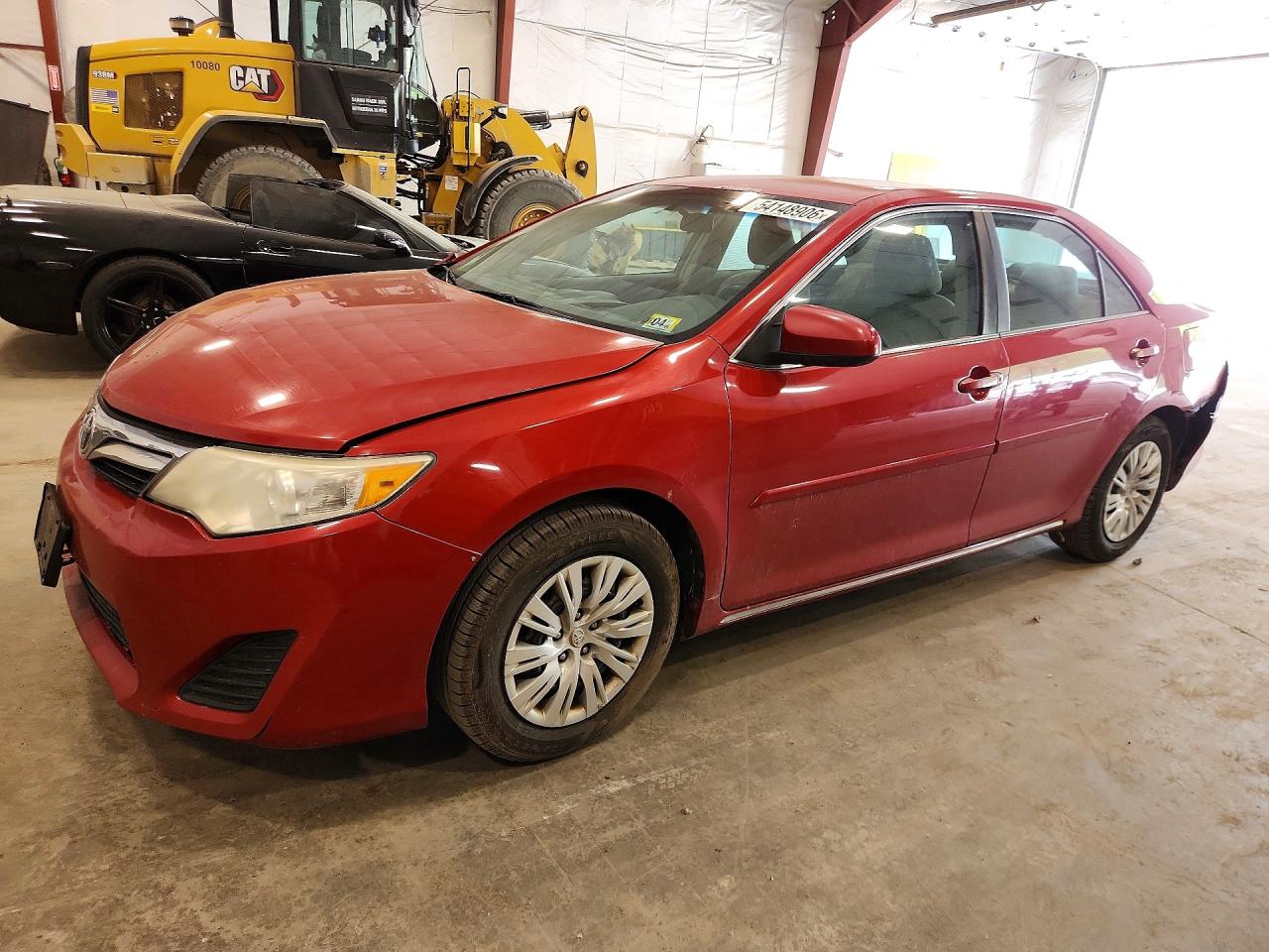 Salvage Toyota Camry Image