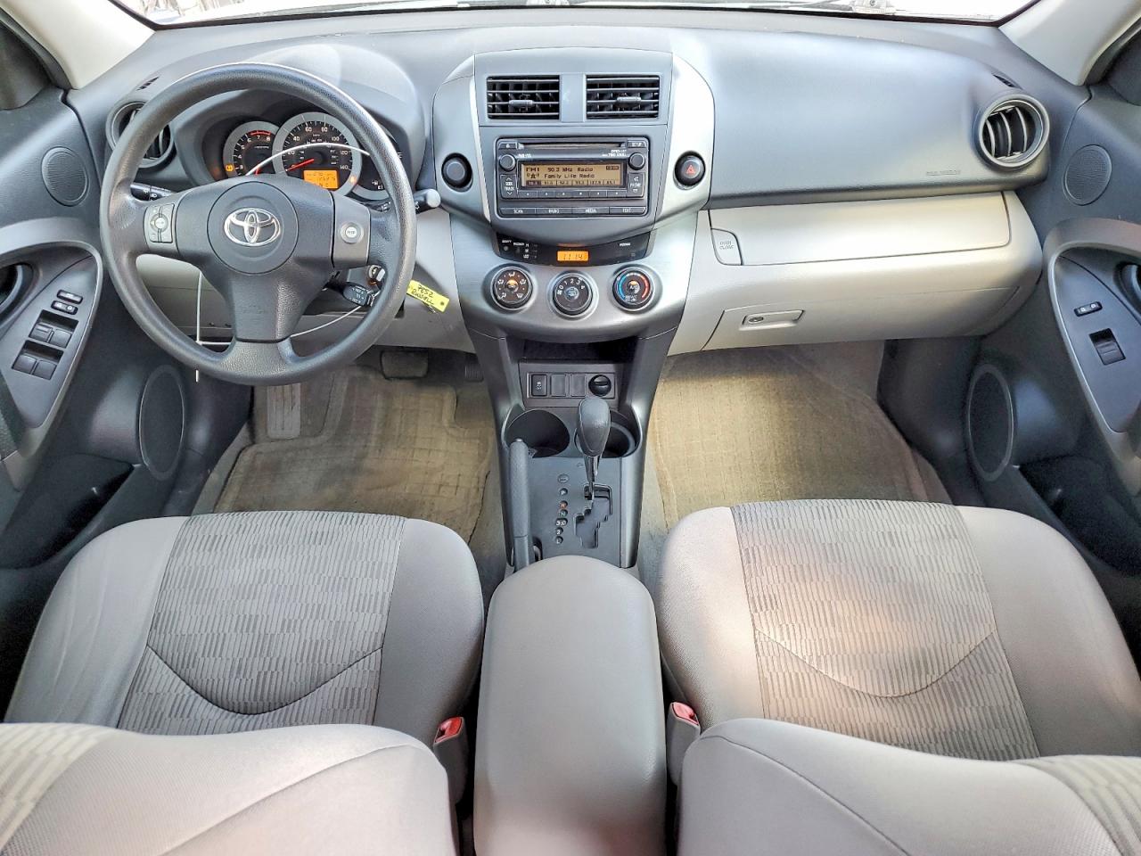 Toyota RAV4 Base