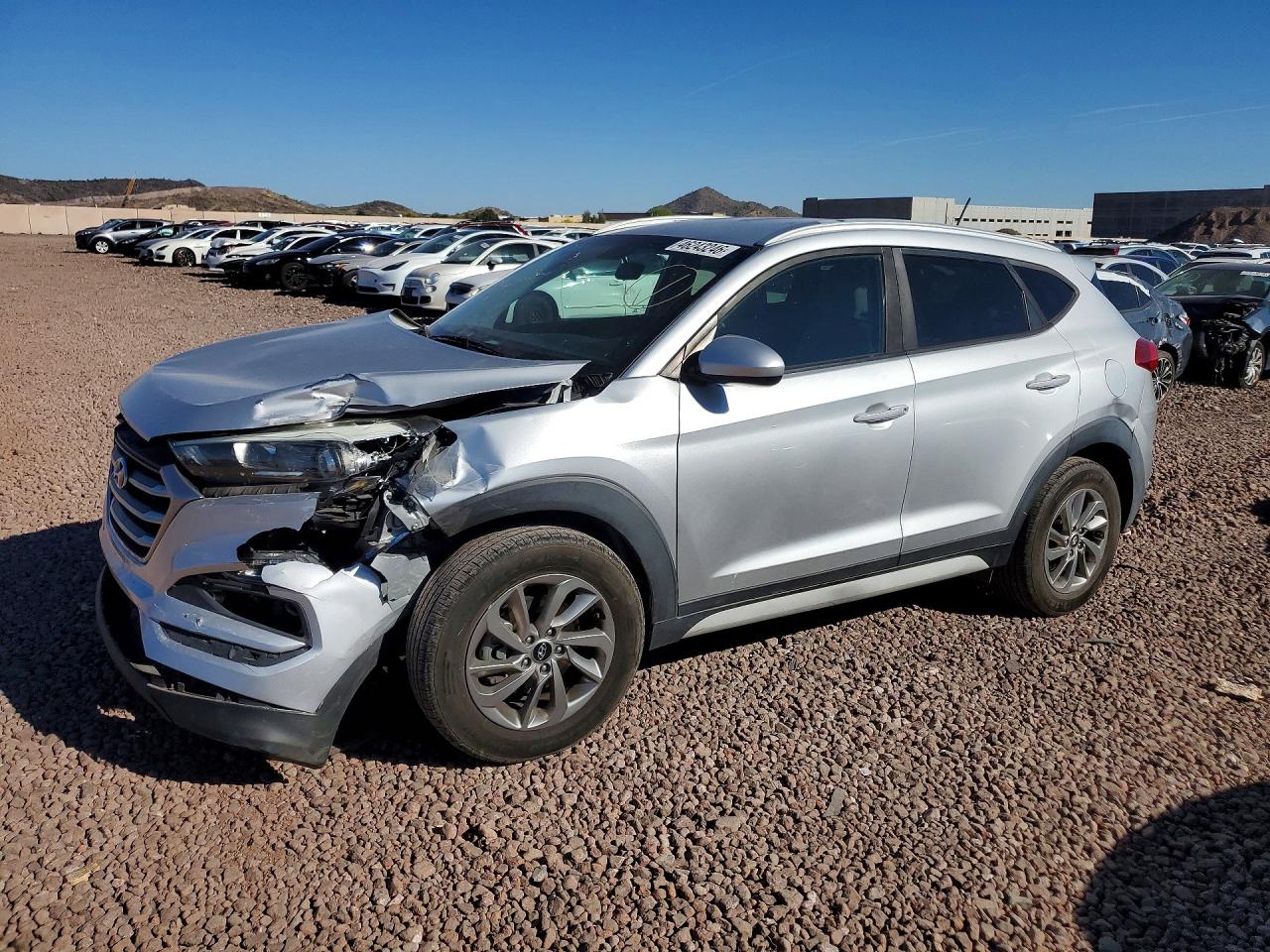Salvage Hyundai TUCSON Image