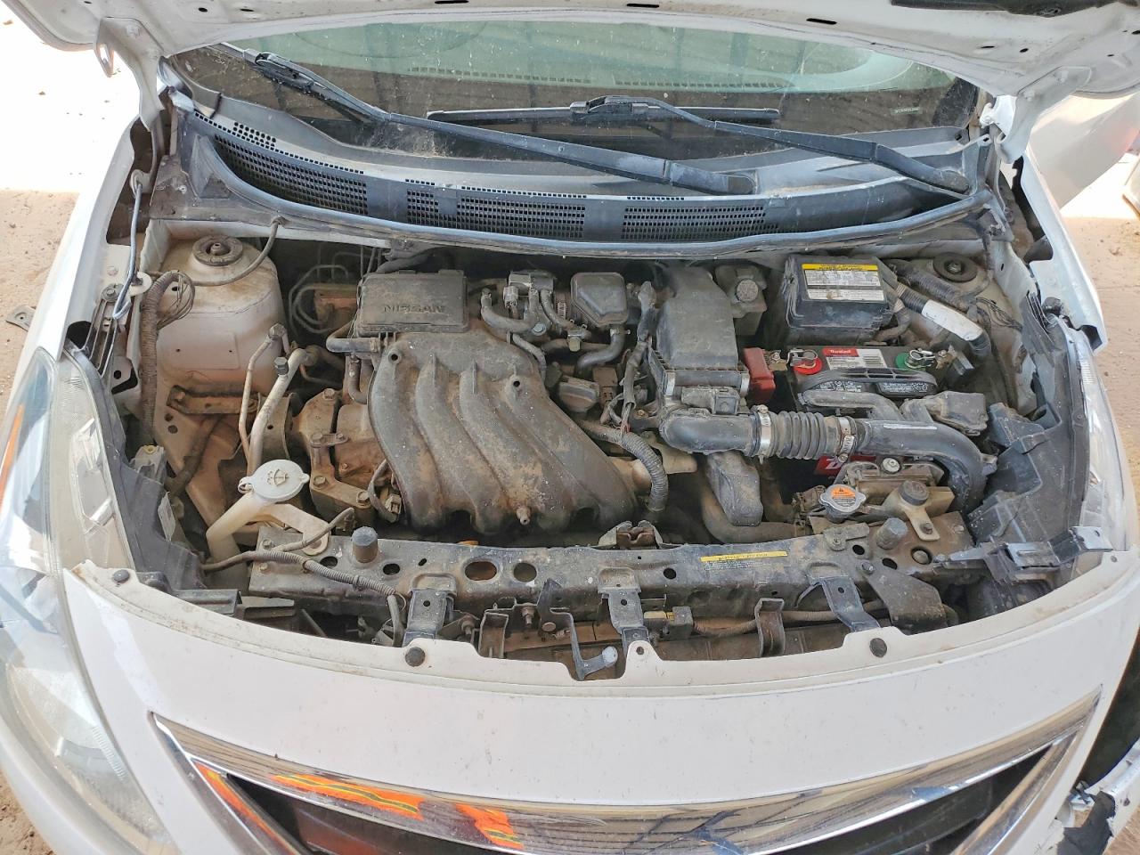 Nissan Versa 1.6 S Plus