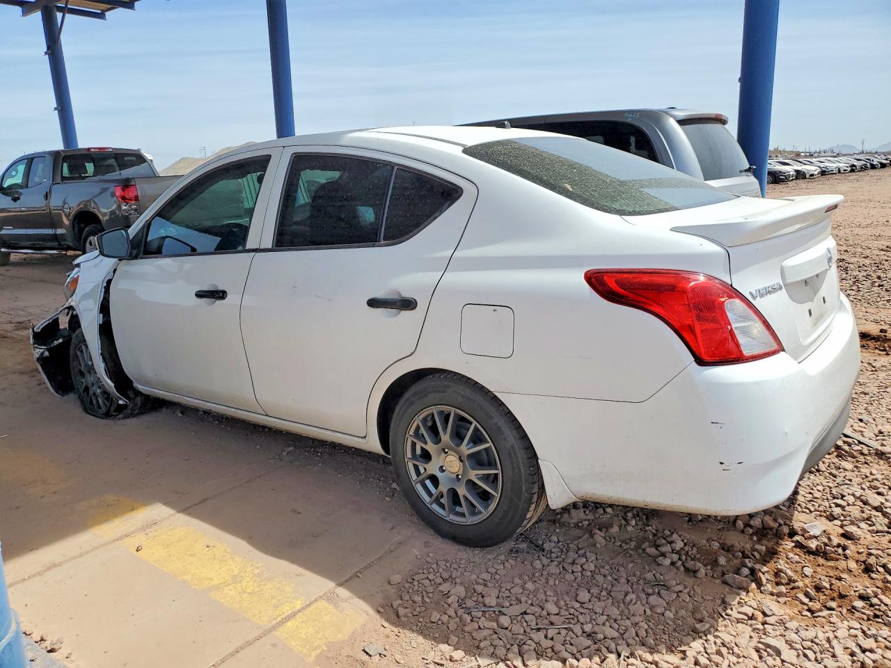 Nissan Versa 1.6 S Plus