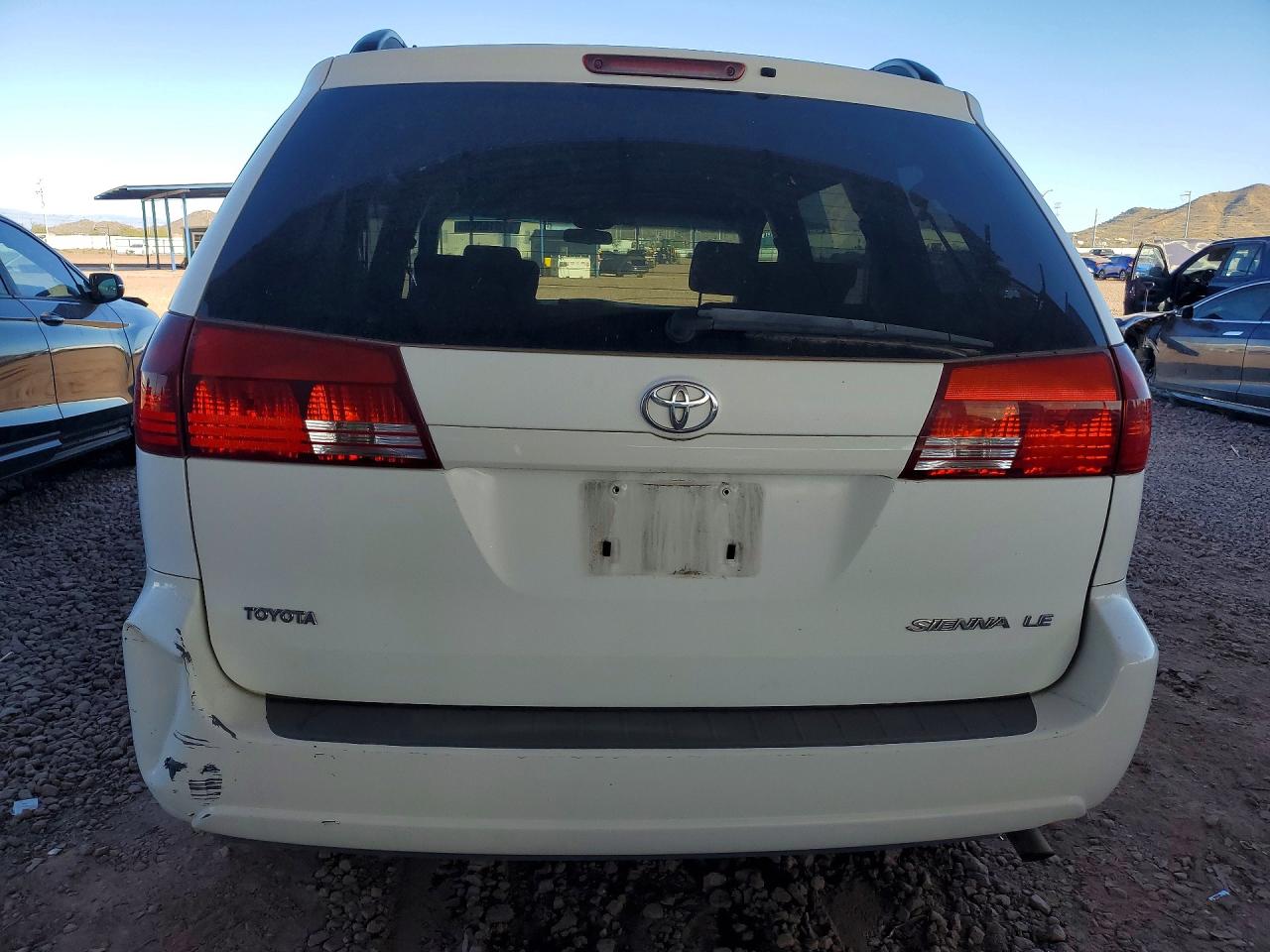Toyota Sienna Ce