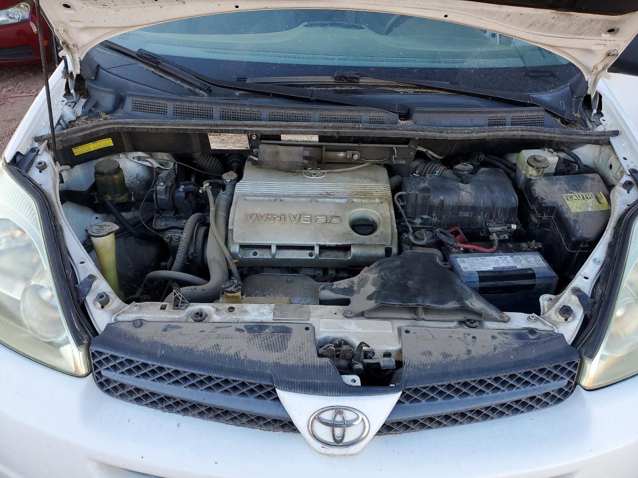 Toyota Sienna Ce