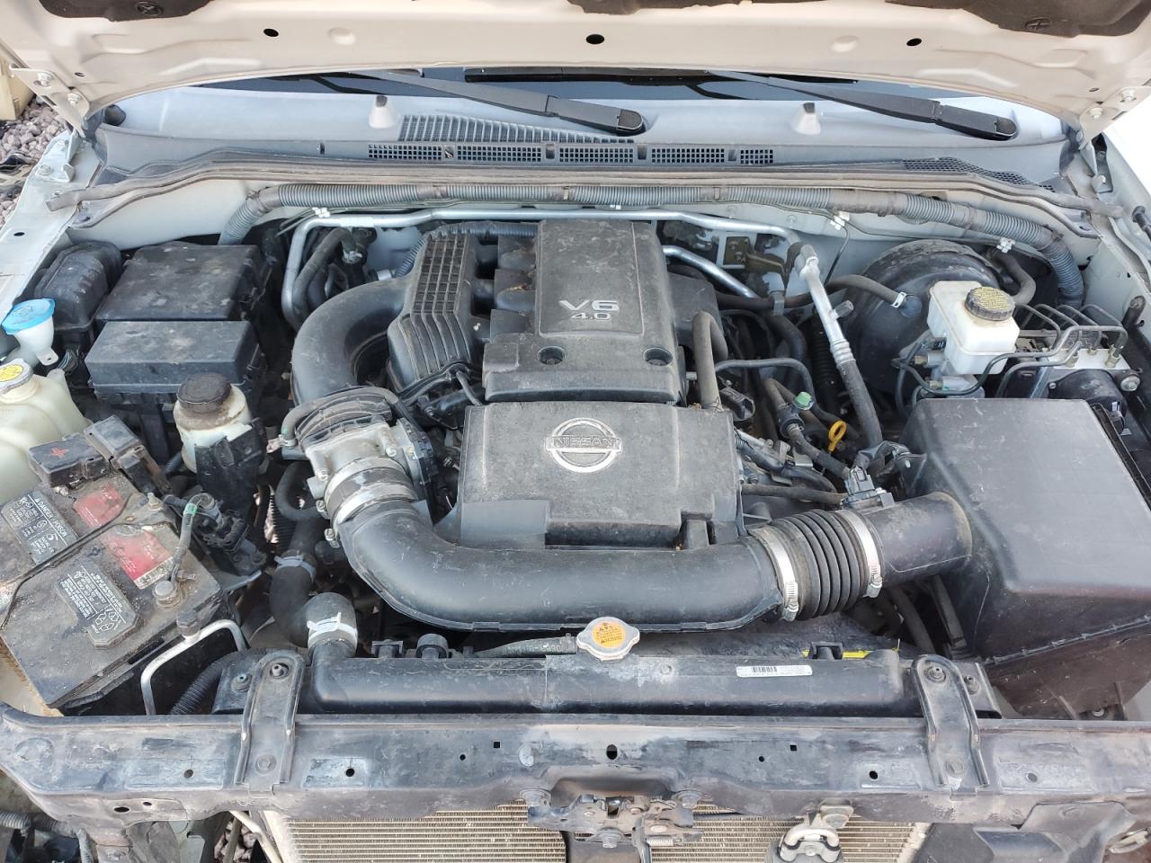 Nissan Frontier Se V6