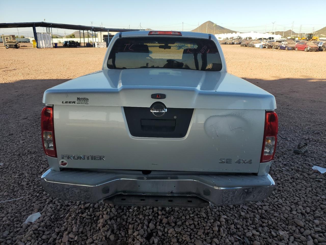 Nissan Frontier Se V6