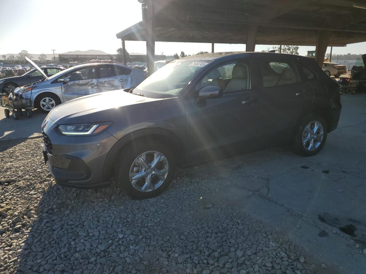Salvage Honda HR-V Image