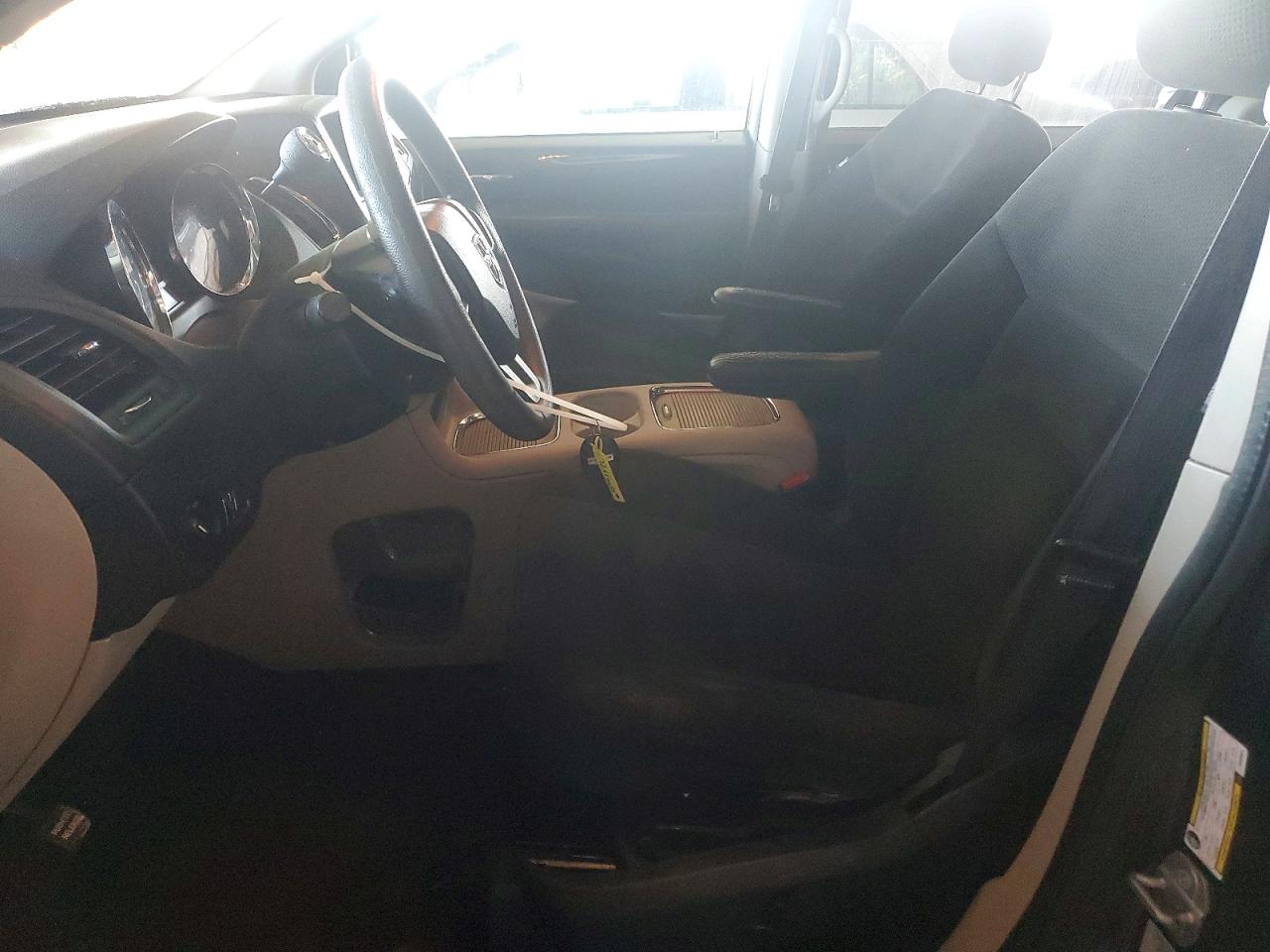 Dodge Caravan Sxt