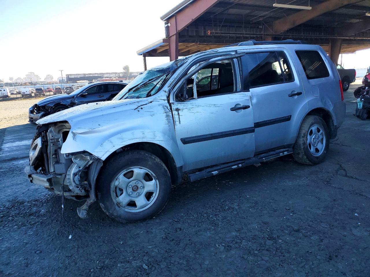 Salvage Honda Pilot Image